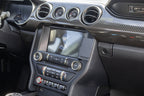 Brodit ProClip 856162 voor Ford Mustang 2015-2023 - detail van dashboardmontage