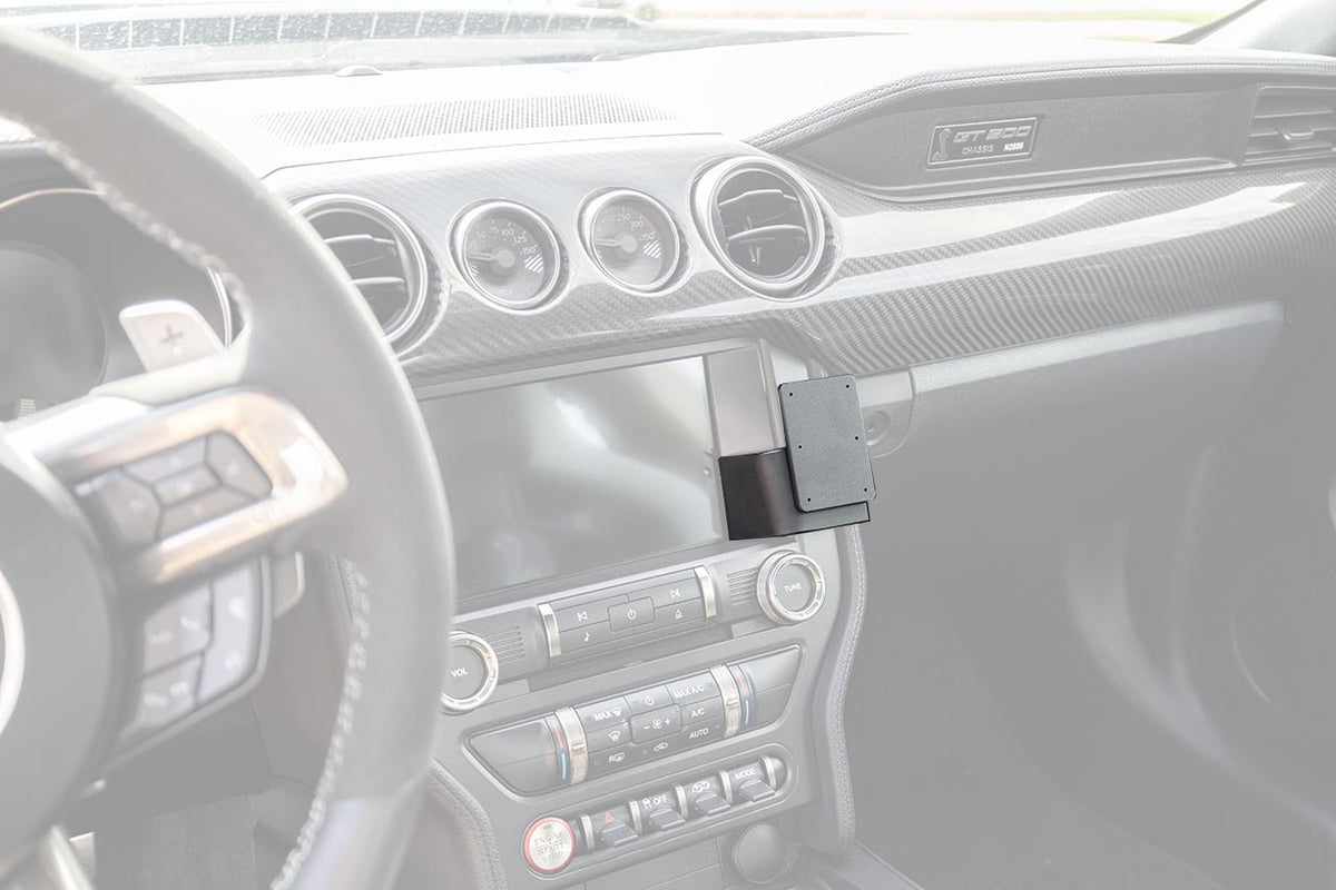 Brodit ProClip 856162 voor Ford Mustang 2015-2023 - productfoto zwarte ABS montagebasis
