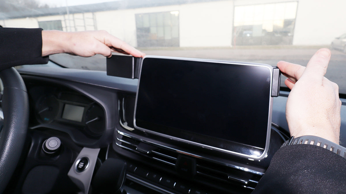 Brodit ProClip 856166 voor Maxus e-Deliver 9 2021-2026 - ProClip geplaatst in het voertuig