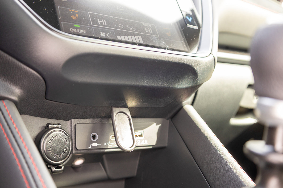 Brodit ProClip 856170 voor Subaru WRX 2022-2026 - montagepositie op dashboard