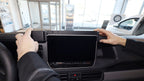 Brodit ProClip 856175 voor MAN TGE 2025-2026 en Volkswagen Crafter 2025-2026 - ProClip geplaatst in het voertuig