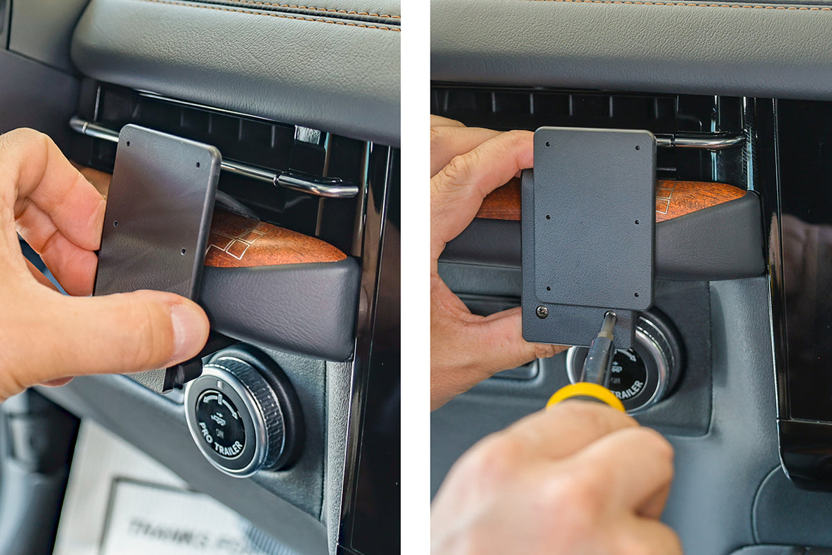 Brodit ProClip 856211 voor Lincoln Navigator 2025-2026 - detail van dashboardmontage