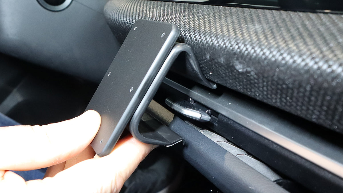Brodit ProClip 856220 voor Audi A5 2025-2026 - montagepositie op dashboard