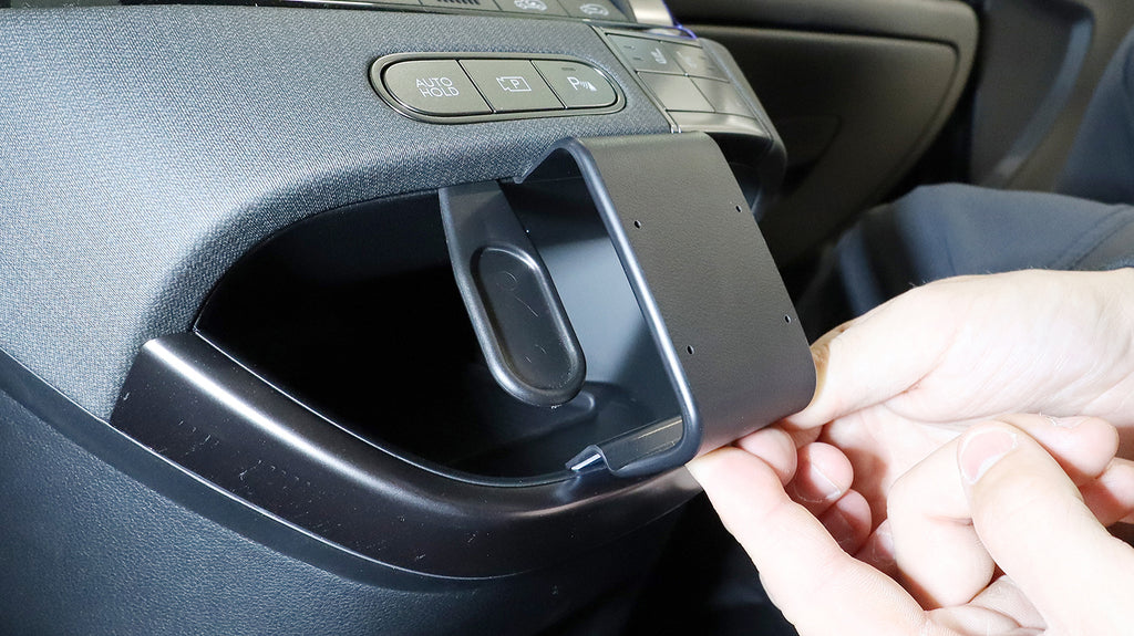 Brodit ProClip 856221 voor Hyundai Inster 2025-2026 - ProClip geplaatst in het voertuig