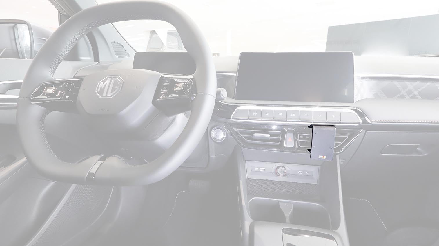 Brodit ProClip 856226 voor MG 3 Hybrid 2025-2025 - montagepositie op dashboard