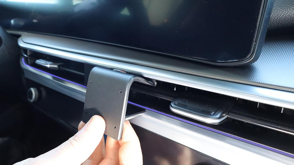 Brodit ProClip 856227 voor Kia Sorento 2025-2026 - montagepositie op dashboard
