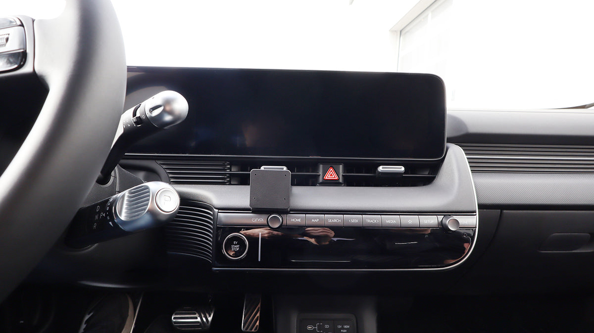 Brodit ProClip 856249 voor Hyundai Ioniq 5 2025-2026 - detail van dashboardmontage
