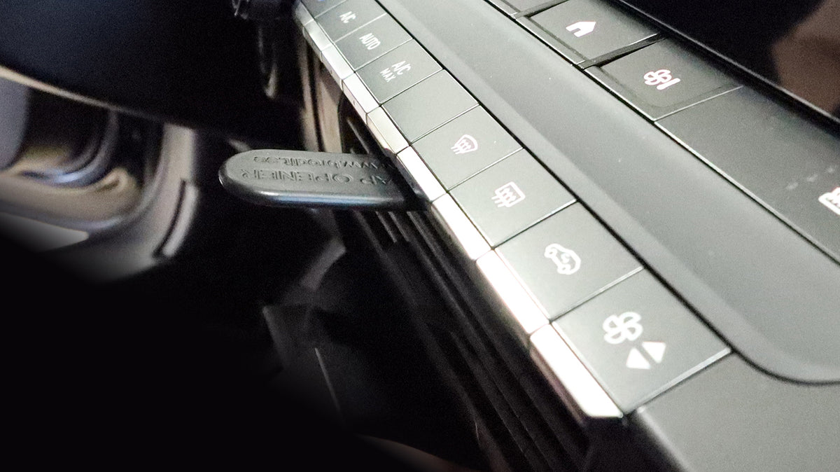 Brodit ProClip 856250 voor Opel Astra 2022-2026 - montagepositie op dashboard