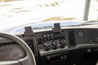 Brodit ProClip 856257 voor International MV 2024-2026 en International HV 2024-2026 - detail van dashboardmontage