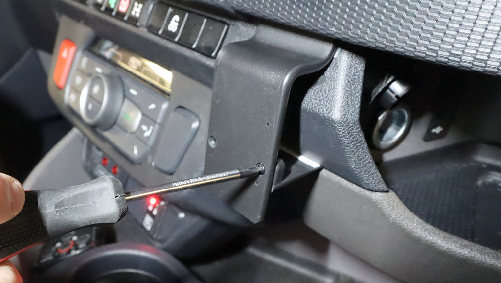 Brodit ProClip 856258 voor Daf XG+ Electric 2022-2026, Daf XG+ 2022-2026 e.a. - detail van dashboardmontage