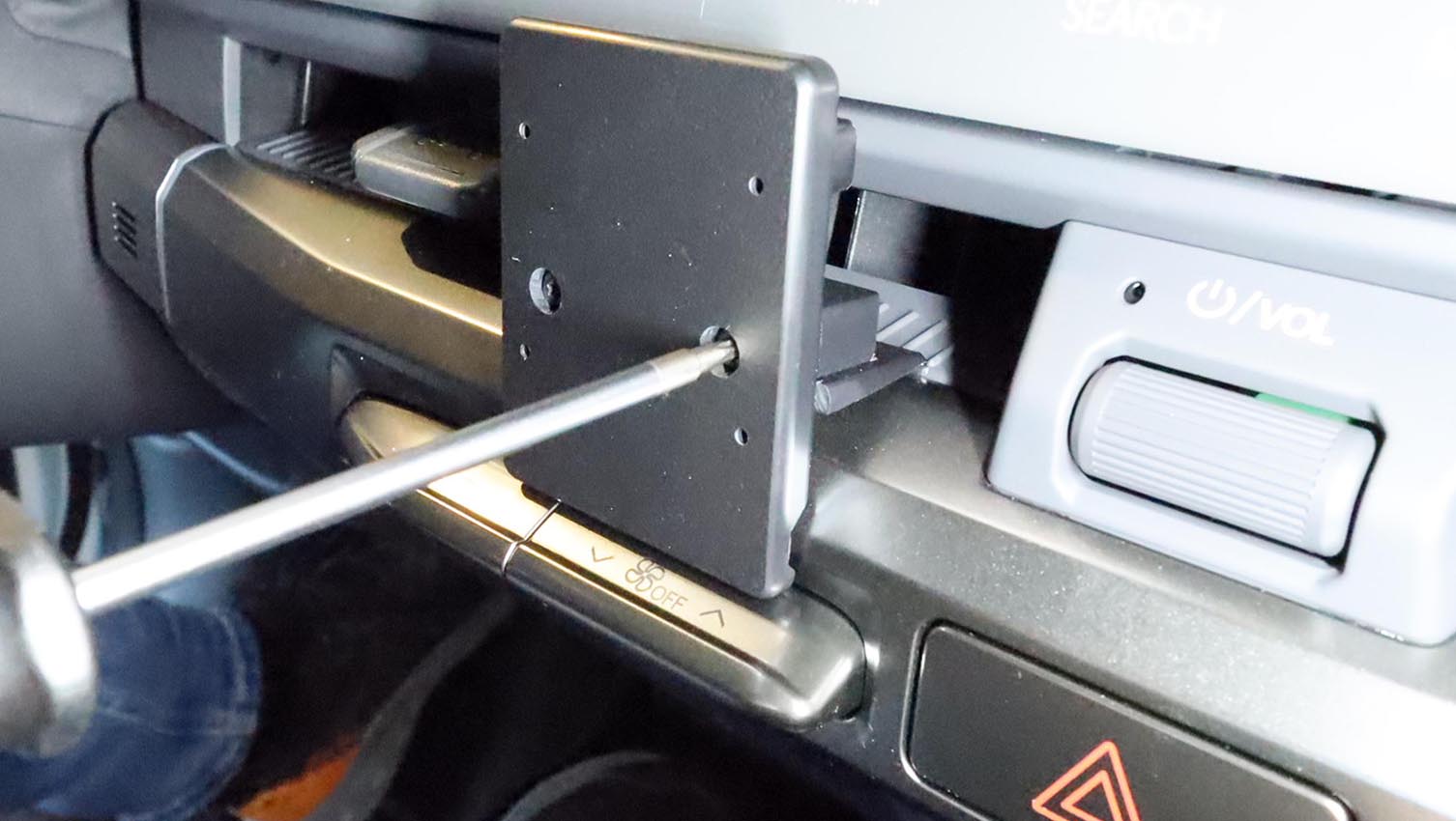 Brodit ProClip 856266 voor Kia EV3 2025-2026 - ProClip geplaatst in het voertuig