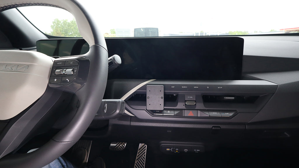Brodit ProClip 856268 voor Kia EV5 2025-2027 - detail van dashboardmontage