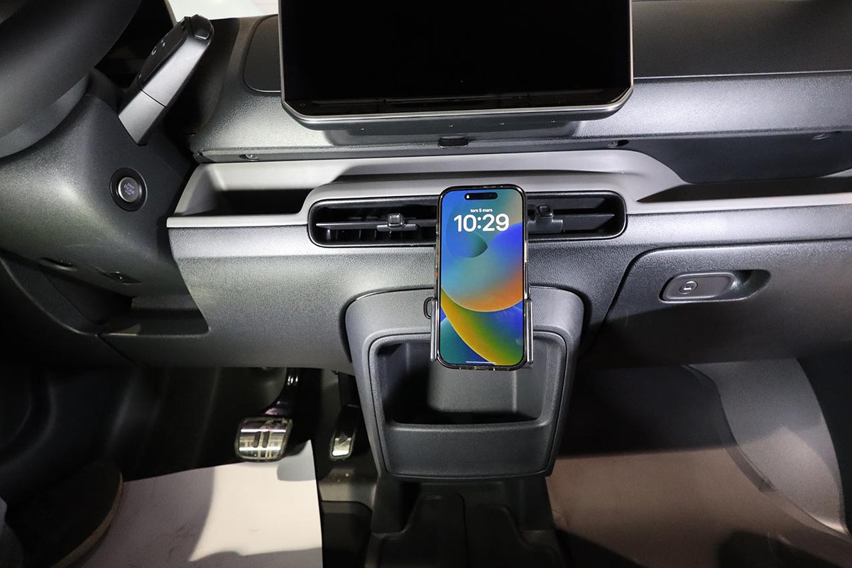 Brodit ProClip 856271 voor Volkswagen ID. Buzz Cargo 2025-2026 - montagefoto 11