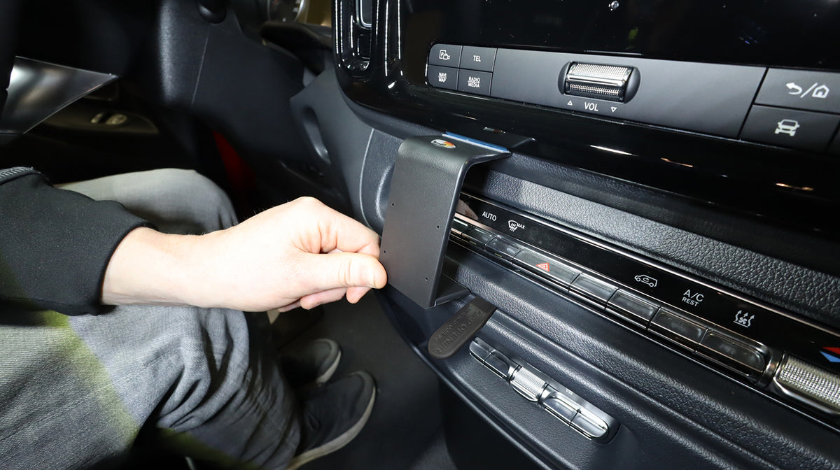 Brodit ProClip 856278 voor Mercedes Benz Vito 2024-2026 - ProClip geplaatst in het voertuig