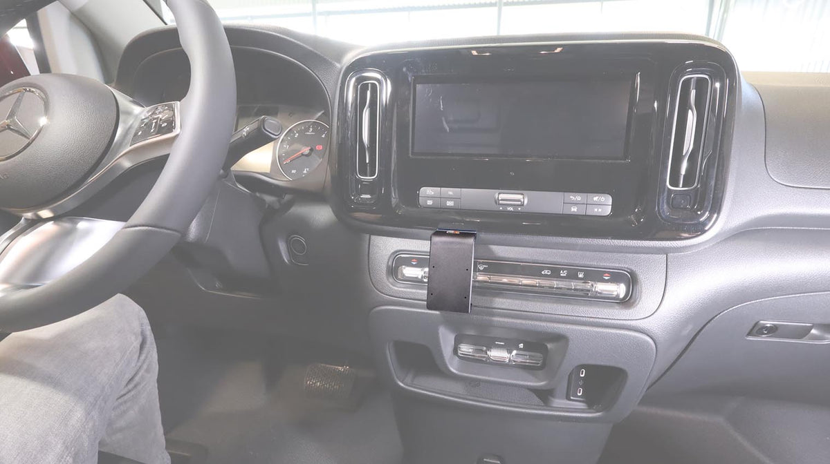 Brodit ProClip 856278 voor Mercedes Benz Vito 2024-2026 - productfoto zwarte ABS montagebasis