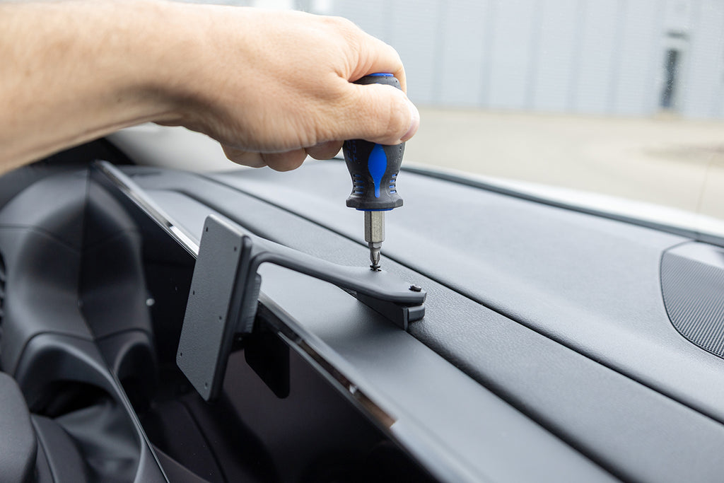 Brodit ProClip 856280 voor Nissan Sentra 2026-2027 - ProClip geplaatst in het voertuig