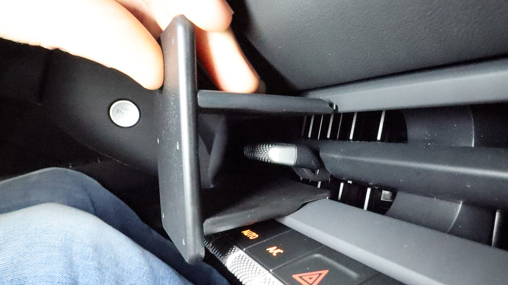 Brodit ProClip 856314 voor Volkswagen ID.3 Neo 2027 - montagepositie op dashboard